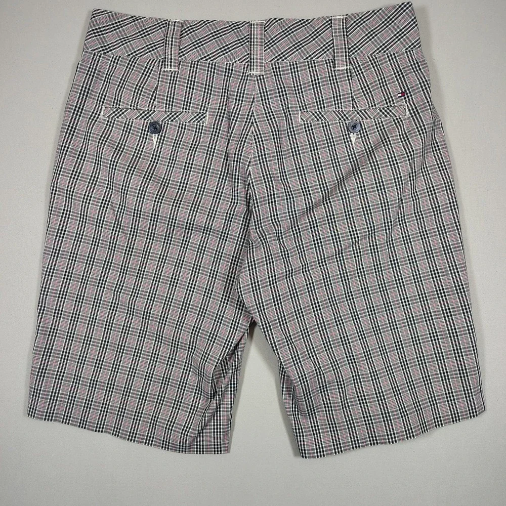 Tommy Hilfiger Golf Shorts Mens Size 32 Navy White Plaid Cotton Blend TH283PC